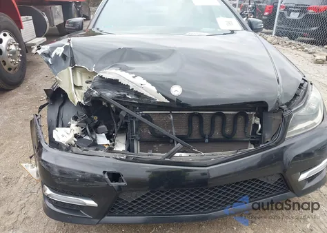 2015 Mercedes-Benz C 350 Sport 4Matic from USA, damaged, VIN WDDGJ8JB0FG367559